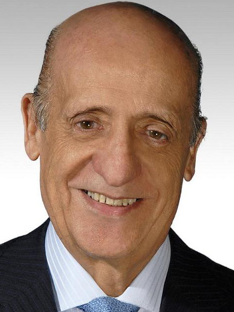 Dr. Julio César MAGLIONE